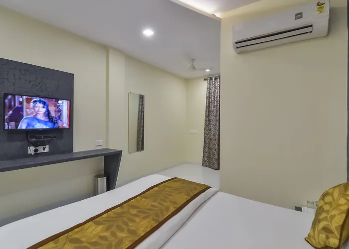 Hotel Aroma- Dadar